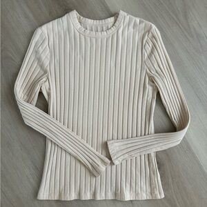 Women’s Ribbed Top